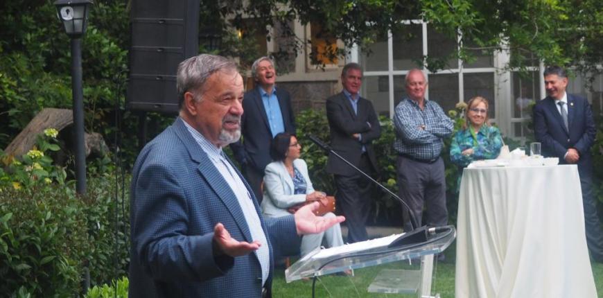Yorgo İstefanopulos, Prof. Dr.Yekta Ülgen için düzenlenen emeklilik partisinde...
